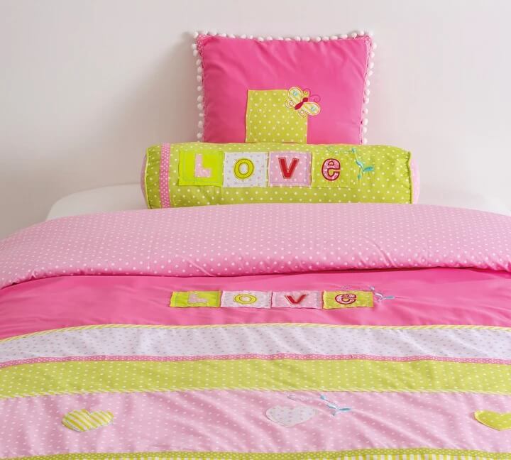 LOVE YATAK ÖRTÜSÜ (90-100 cm)